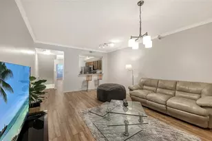 5001 Baraldi Cir, Sarasota, FL 34235 - Photo 11