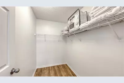 5001 Baraldi Circle #22-202, Sarasota, FL 34235 - Photo 21