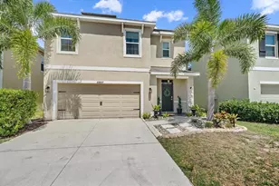 4857 Silver Topaz St, Sarasota, FL 34233 - Photo 3