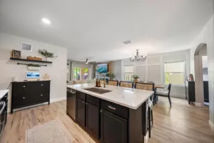 4857 Silver Topaz St, Sarasota, FL 34233 - Photo 5