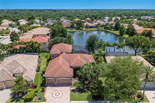 14806 Bowfin Terrace, Lakewood Ranch, FL 34202 - Photo 9
