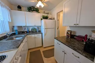 1830 Restful Dr, Bradenton, FL 34207 - Photo 7