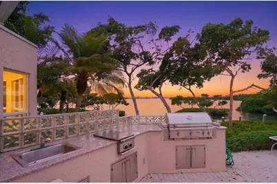3620 Fair Oaks Place, Longboat Key, FL 34228 - Photo 35
