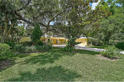 2806 Norwood Lane, Venice, FL 34292 - Photo 3