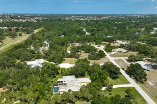 2806 Norwood Ln, Venice, FL 34292 - Photo 77