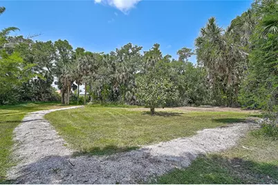 2806 Norwood Lane, Venice, FL 34292 - Photo 73