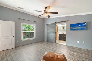 361 Bearded Oaks Cir, Sarasota, FL 34232 - Photo 23