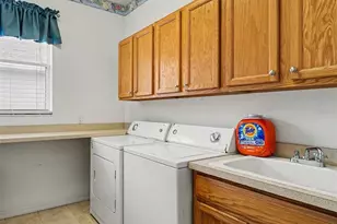 11567 57th St Cir E, Parrish, FL 34219 - Photo 13