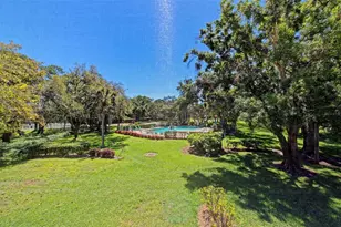 144 Pinehurst Dr, Bradenton, FL 34210 - Photo 23