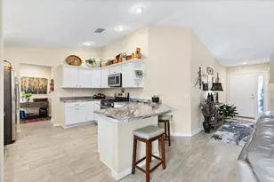 5719 Barraw Terr, The Villages, FL 32163 - Photo 11