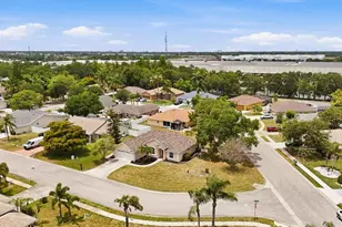 2405 49th Dr E, Bradenton, FL 34203 - Photo 35