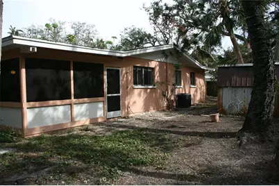 144 Garden Lane, Sarasota, FL 34242 - Photo 3