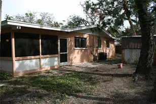 144 Garden Ln, Sarasota, FL 34242 - Photo 3