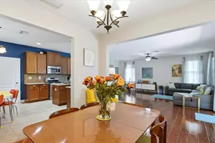 5666 Aaron Ct, Sarasota, FL 34232 - Photo 5