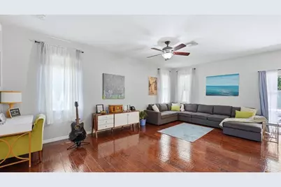 5666 Aaron Court, Sarasota, FL 34232 - Photo 9