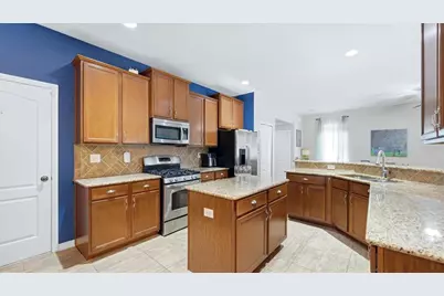 5666 Aaron Court, Sarasota, FL 34232 - Photo 3
