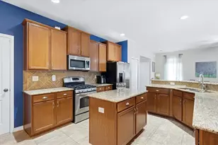 5666 Aaron Ct, Sarasota, FL 34232 - Photo 3