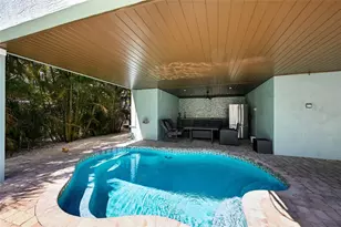 109 6th St N, Bradenton Beach, FL 34217 - Photo 33