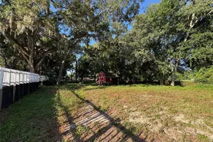 38932 Central Ave, Zephyrhills, FL 33540 - Photo 19