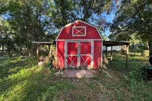 38932 Central Ave, Zephyrhills, FL 33540 - Photo 15