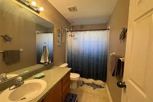 38932 Central Ave, Zephyrhills, FL 33540 - Photo 13