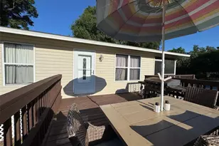 38932 Central Ave, Zephyrhills, FL 33540 - Photo 11
