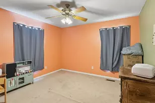 38932 Central Ave, Zephyrhills, FL 33540 - Photo 7