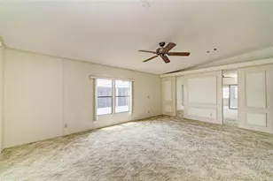 6710 36th Ave E, Palmetto, FL 34221 - Photo 37