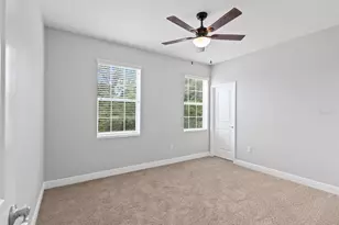 7105 Park Tree Dr, Tampa, FL 33625 - Photo 11