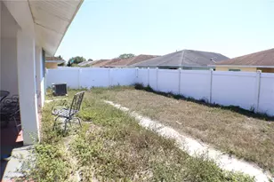 2002 Peaceful Palm St, Ruskin, FL 33570 - Photo 19