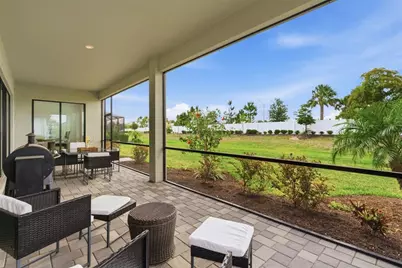 15909 Tradewind Terrace, Lakewood Ranch, FL 34211 - Photo 9