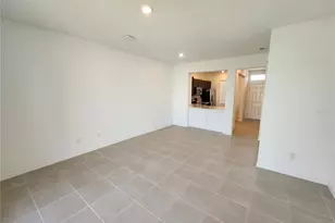 11708 Stonesmith Xing, Palmetto, FL 34221 - Photo 9
