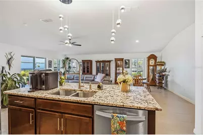 3576 74th Avenue Circle E, Sarasota, FL 34243 - Photo 23