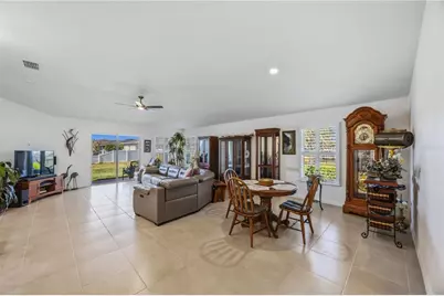 3576 74th Avenue Circle E, Sarasota, FL 34243 - Photo 11