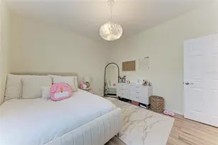7327 38th Ct E, Sarasota, FL 34243 - Photo 35