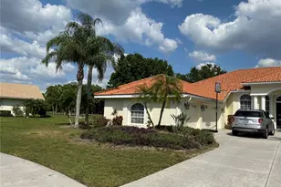 8758 Wild Dunes Dr, Sarasota, FL 34241 - Photo 3