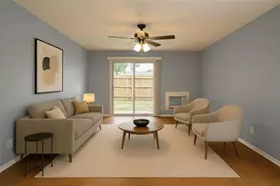 3001 Bee Ridge Rd, Sarasota, FL 34239 - Photo 5