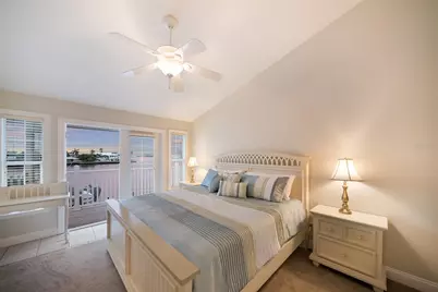 532 70th Street, Holmes Beach, FL 34217 - Photo 25