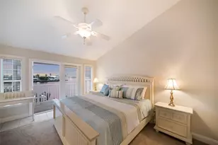 532 70th St, Holmes Beach, FL 34217 - Photo 25