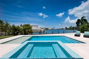 532 70th St, Holmes Beach, FL 34217 - Photo 29