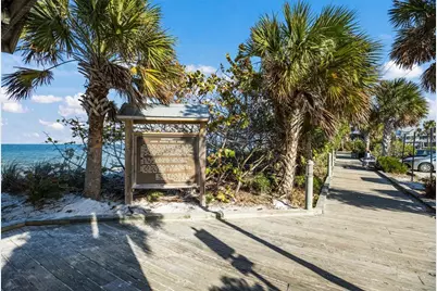 532 70th Street, Holmes Beach, FL 34217 - Photo 49