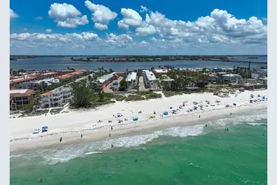 1423 Gulf Drive N, Bradenton Beach, FL 34217 - Photo 1