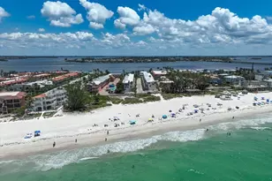 1423 Gulf Dr N, Bradenton Beach, FL 34217 - Photo 1
