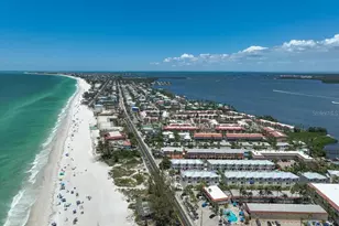 1423 Gulf Dr N, Bradenton Beach, FL 34217 - Photo 45