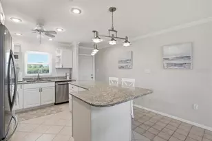 3330 Gulf of Mexico Dr, Longboat Key, FL 34228 - Photo 13
