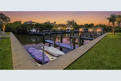 3330 Gulf Of Mexico Drive #202D, Longboat Key, FL 34228 - Photo 43