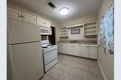 2014 10th Street W, Bradenton, FL 34205 - Photo 3