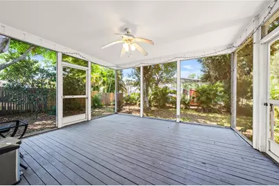 4424 Meadow Creek Circle, Sarasota, FL 34233 - Photo 31