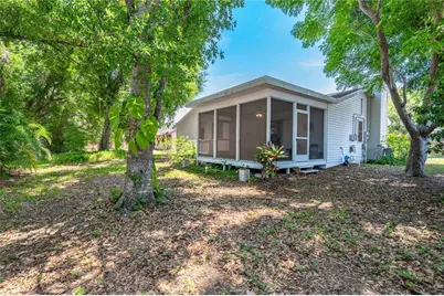 4424 Meadow Creek Circle, Sarasota, FL 34233 - Photo 37