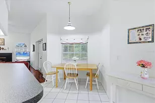 3510 Crystal Lakes Ct, Sarasota, FL 34235 - Photo 9